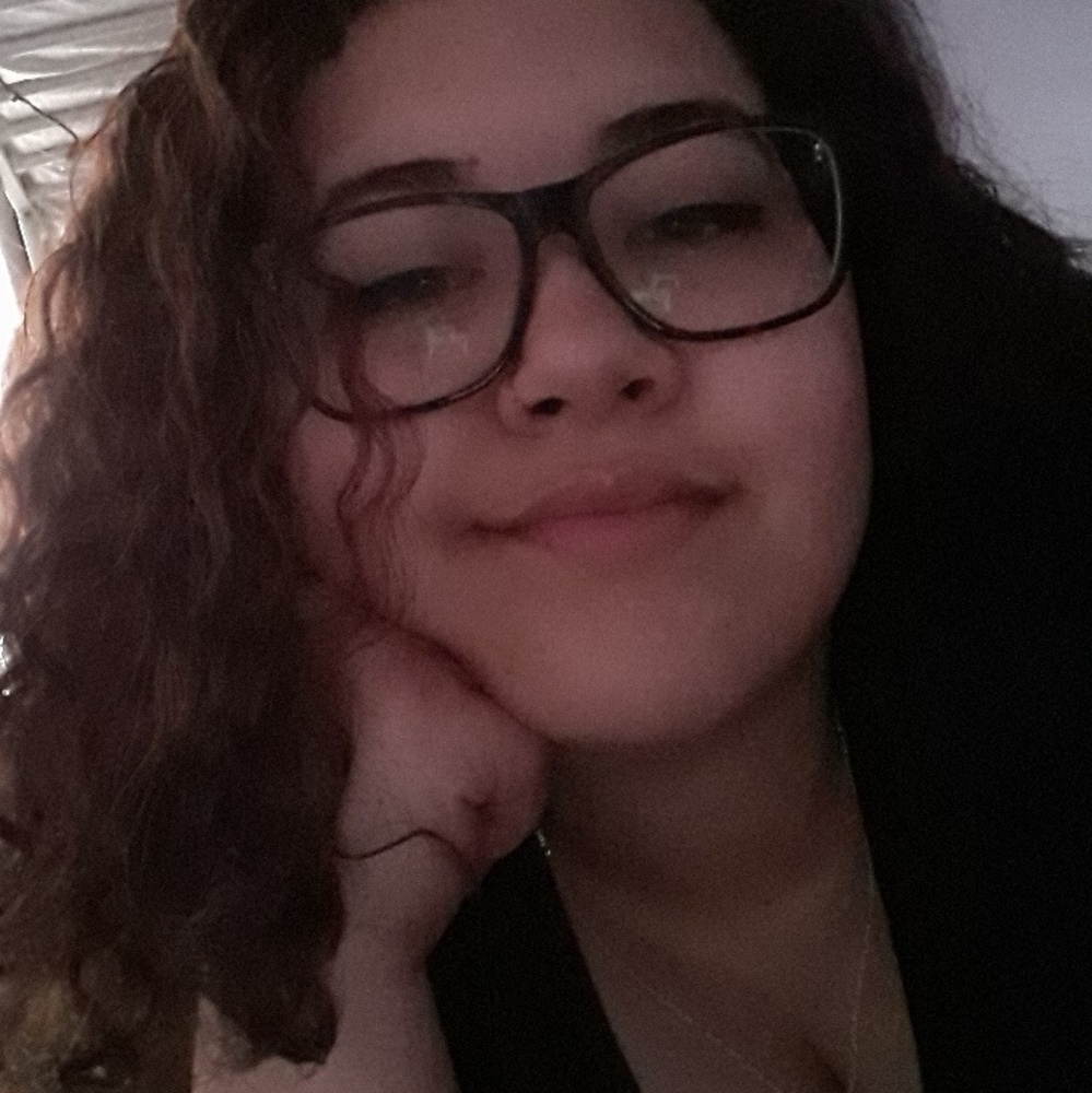 Meet your Posher, Olivia